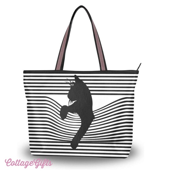 New Optical Illusion Just Chillin’ Cat Tote black & white stripes - Picture 2 of 3